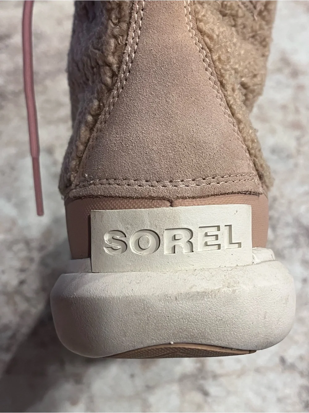 Sorel Explorer II Joan Cozy Boot in Nova Sand Women Sz 8.5